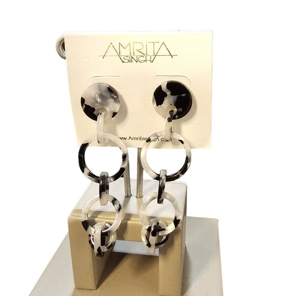 AMRITA SINGH Ali Resin Dangl Earrings Black / White NWT - Picture 2 of 3